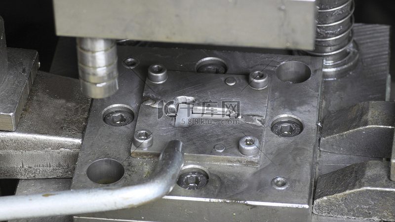 大型模具钢锻造：揭秘行业佼佼者**