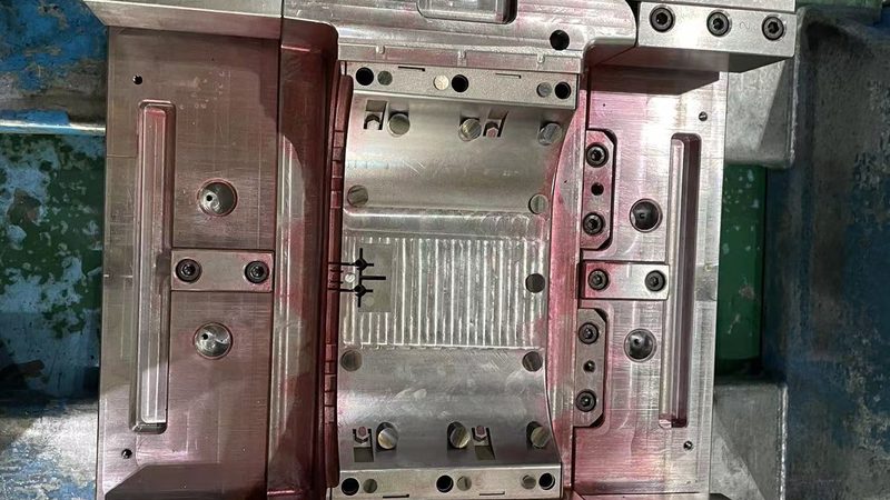 宁波塑胶模具加工报价单：揭秘模具加工成本构成与影响因素