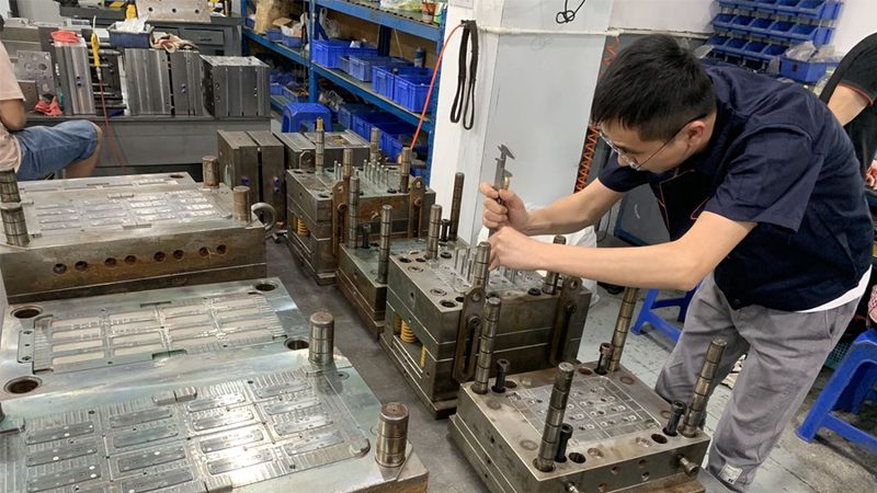 上海模具行业：揭秘十大品牌背后的技术实力与市场影响力**