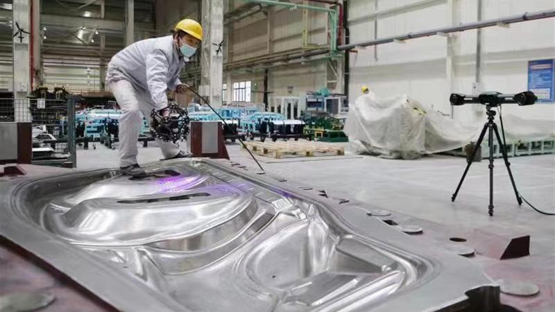 成都模具配件单件定制：揭秘其工艺与选型要点