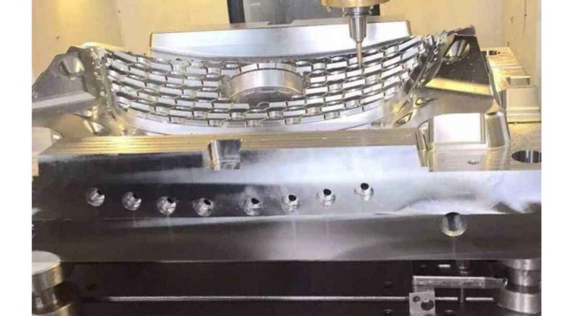 大型家电外壳模具尺寸标准：关键要素与工艺解析