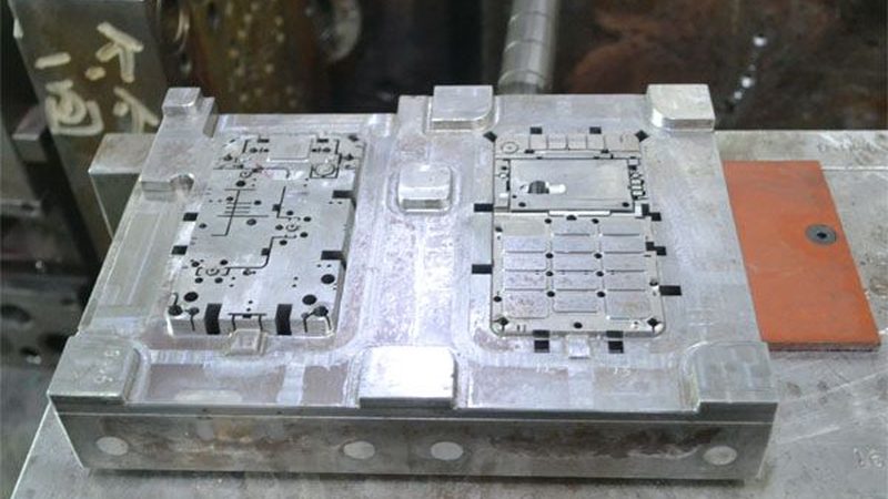小型冲压模具型号批发价背后的选型逻辑